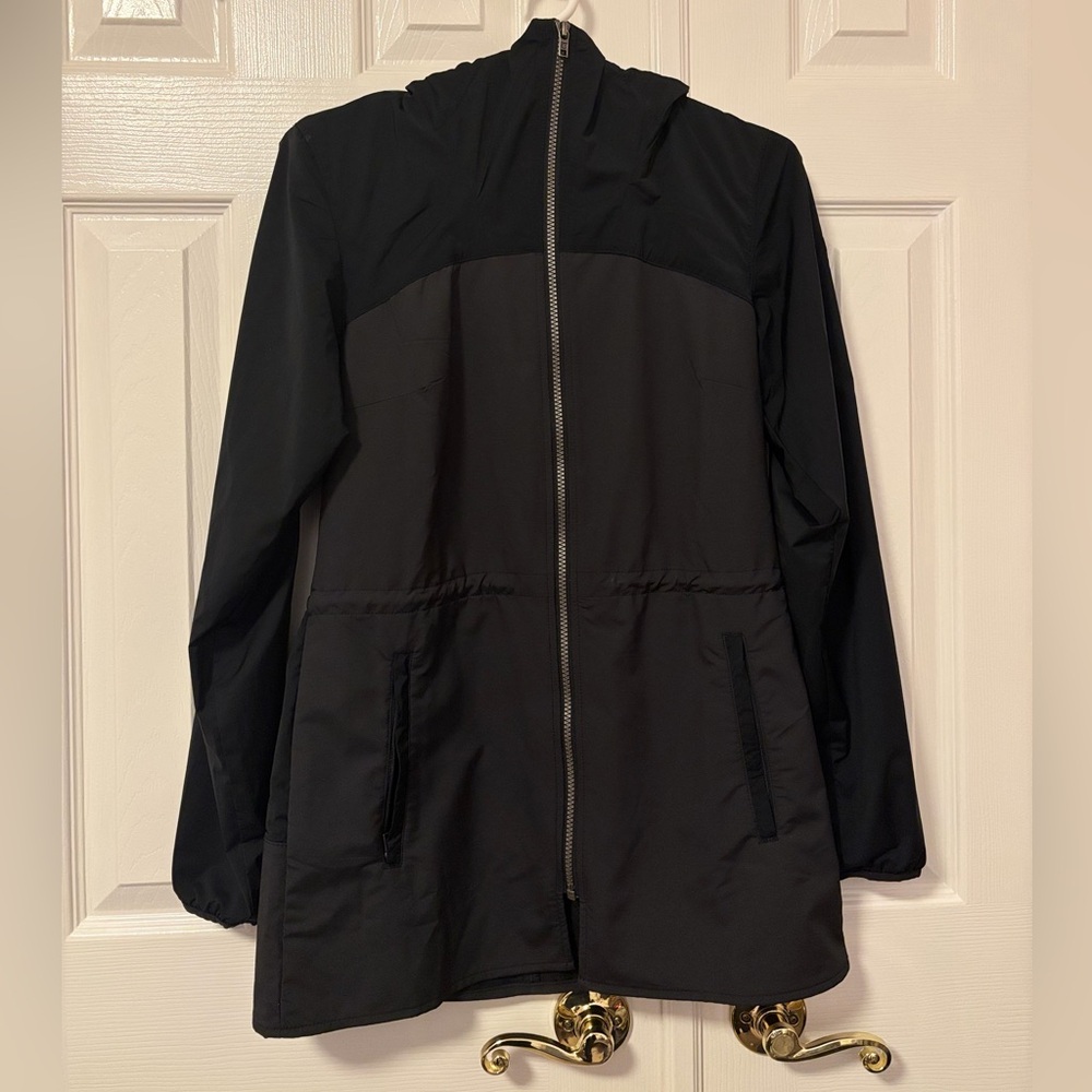 Columbia Women’s Black Zip-Up Jacket (XS)
